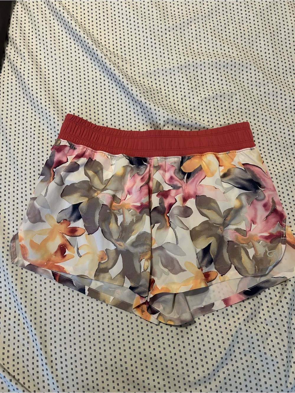 Floral Watercolor Print Women’s Shorts with pink Waistband